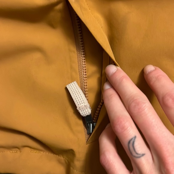 Patagonia Jacket (youth L) - Picture 2 of 5